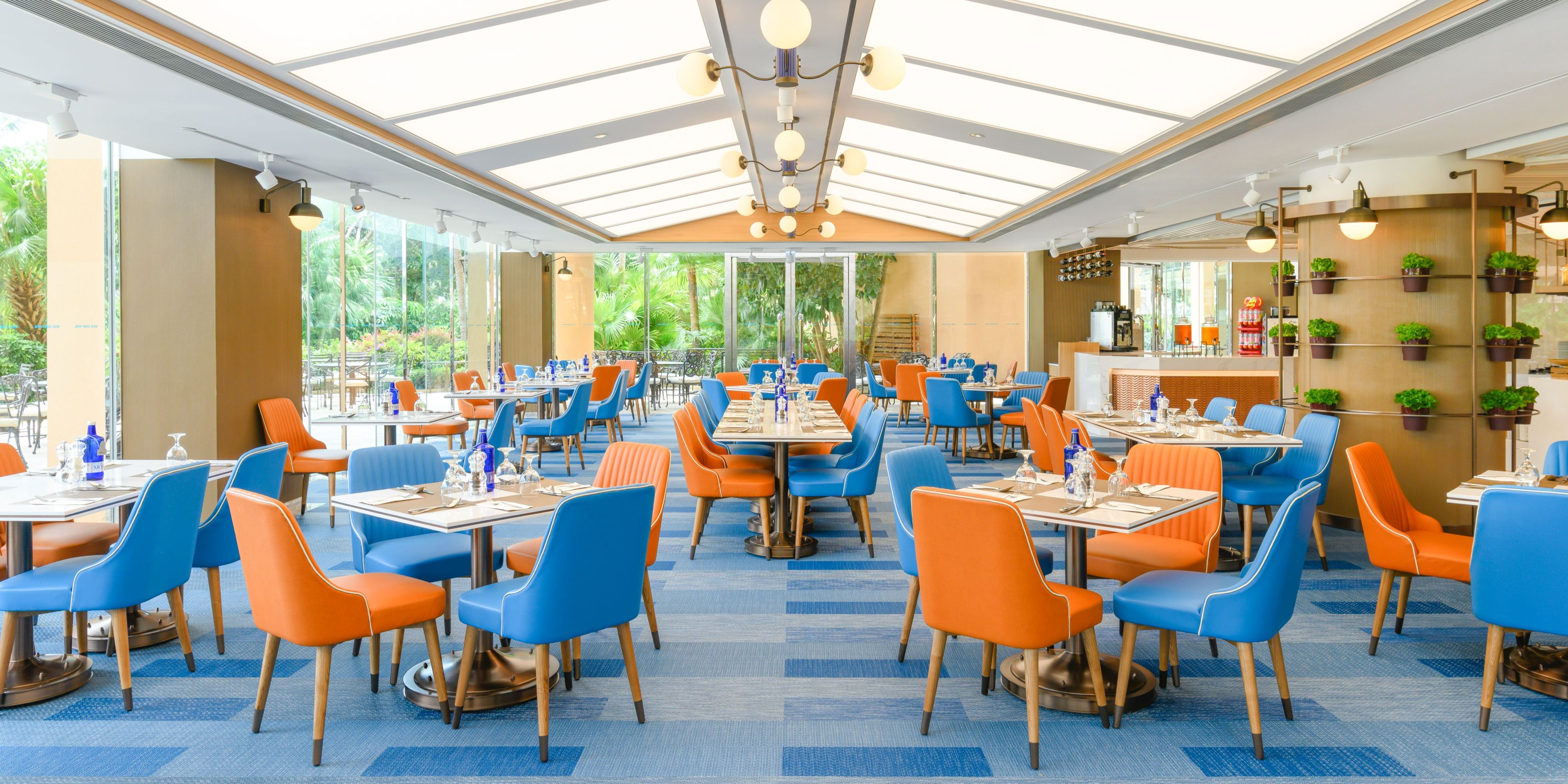 Hong Kong Gold Coast Hotel Cafe Lagoon