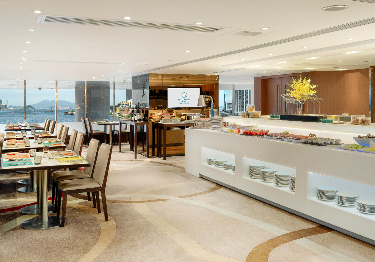 Pierside National Day Dining Privileges